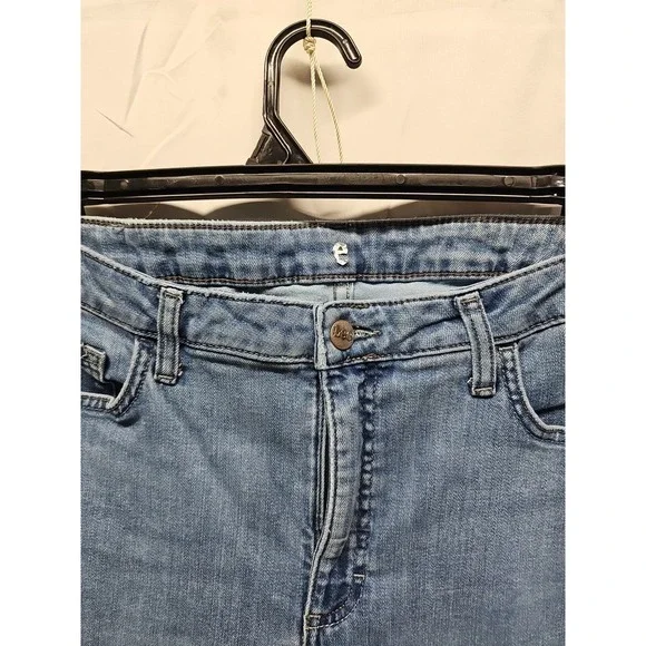 Lee Women's Blue Straight Leg Relaxed Fit Denim Jeans Mid Rise Size 12 36 X 29 - Picture 9 of 16